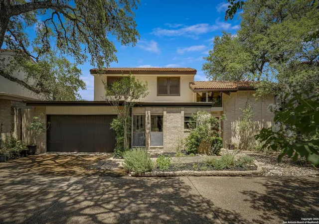 Photo 2 of Sale Pending at 11750 Mission Tr, San Antonio, TX 78230 | MLS# 1890602 | Listing updated on 2025-09-05