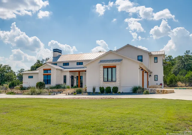 Photo 1 of Single family home for sale at 130 Saga St, Spring Branch, TX 78070 | MLS# 1890669 | Listing updated on 2025-09-23