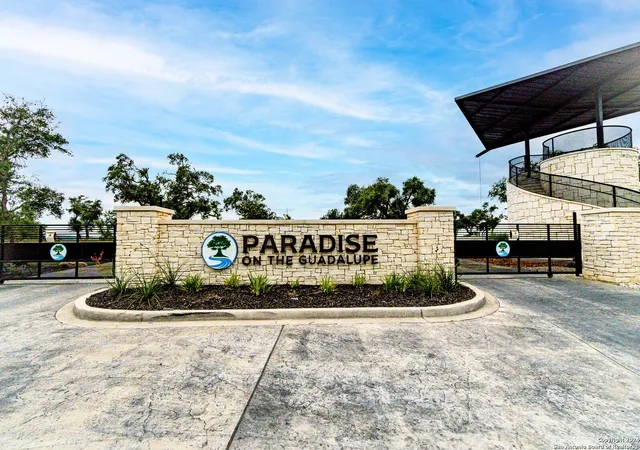 Photo 1 of Land for sale at 1922 Paradise Parkway, Canyon Lake, TX 78133 | MLS# 1890710 | Listing updated on 2026-03-17