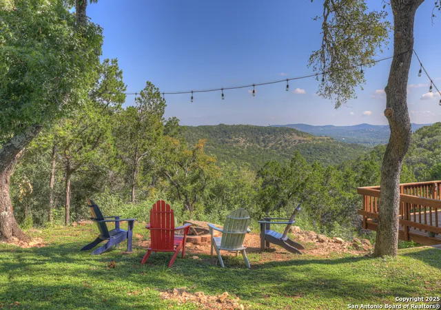 Photo 4 of Sale Pending at 2491 Skyline, Canyon Lake, TX 78133 | MLS# 1890784 | Listing updated on 2025-11-05
