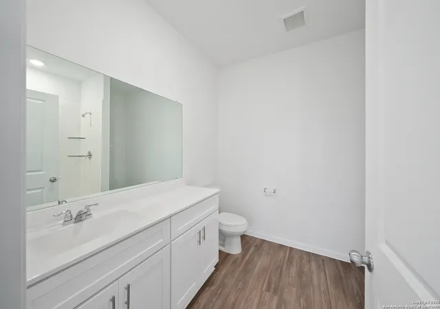 Photo 3 of Single family home for sale at 11718 Red Burro, San Antonio, TX 78230 | MLS# 1890838 | Listing updated on 2025-10-28