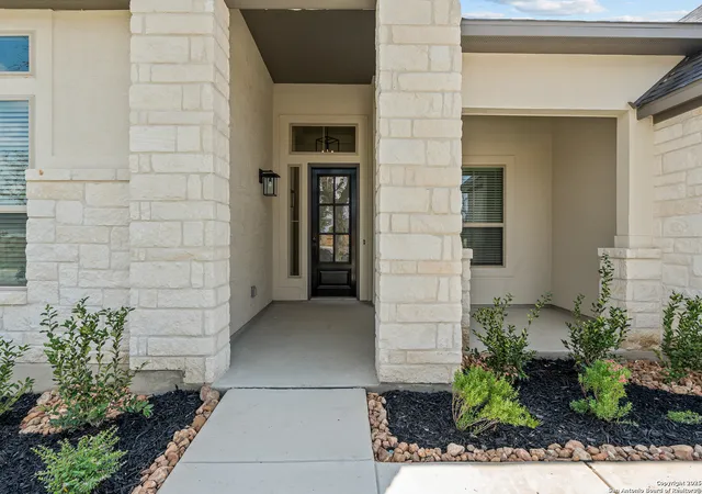 Photo 4 of Sale Pending at 520 Caliban, Cibolo, TX 78108 | MLS# 1890906 | Listing updated on 2026-01-05