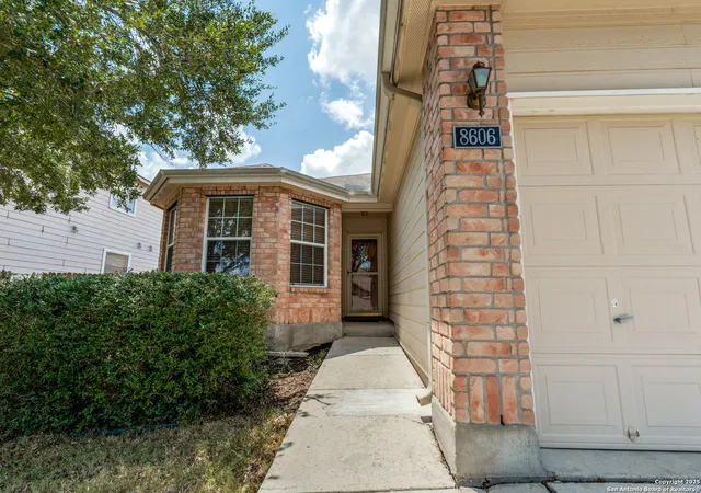 Photo 3 of Single family home for sale at 8606 Chickasaw Bluff, Converse, TX 78109 | MLS# 1890921 | Listing updated on 2025-10-07