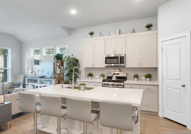 Photo 4 of Single family home for sale at 14850 Maverick Ave, San Antonio, TX 78217 | MLS# 1890957 | Listing updated on 2026-07-28