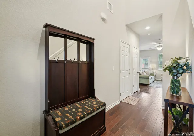 Photo 3 of Single family home for sale at 5602 Chestnut Xing, San Antonio, TX 78266 | MLS# 1891088 | Listing updated on 2025-11-03