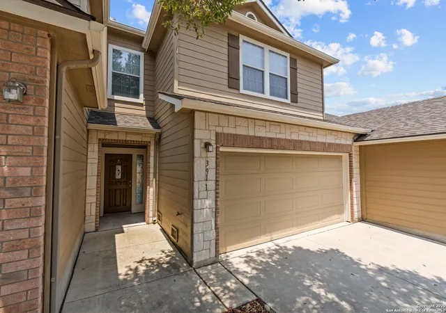 Photo 2 of Single family home for sale at 3911 Cortona Way, San Antonio, TX 78260 | MLS# 1891096 | Listing updated on 2025-11-10