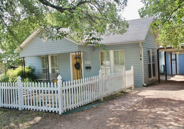 Photo 1 of Sale Pending at 230 Travis, Kerrville, TX 78028 | MLS# 1891179 | Listing updated on 2025-09-08