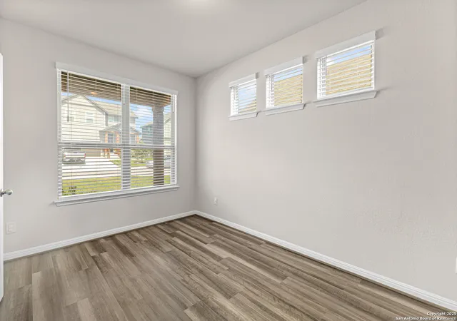 Photo 4 of Sale Pending at 4951 Ranahan, Saint Hedwig, TX 78152 | MLS# 1891192 | Listing updated on 2025-09-27