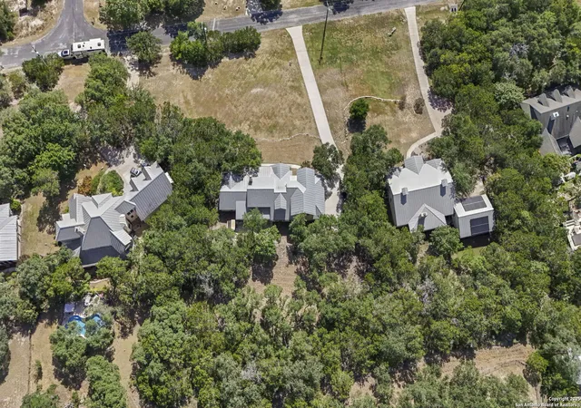 2nd image of 140 Shepherds Crook, Helotes, TX 78023 | MLS# 1891317