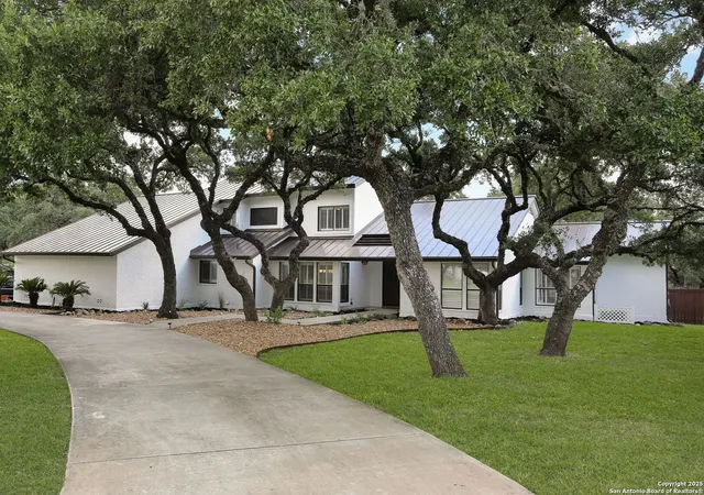 Photo 2 of Sale Pending at 29266 Seabiscuit Dr, Boerne, TX 78015 | MLS# 1891332 | Listing updated on 2026-01-06