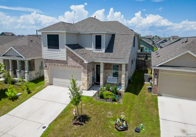 Photo 1 of Single family home for sale at 5826 Geronimo, Seguin, TX 78155 | MLS# 1891338 | Listing updated on 2026-07-05