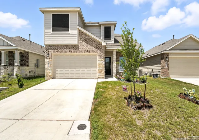 Photo 3 of Single family home for sale at 5826 Geronimo, Seguin, TX 78155 | MLS# 1891338 | Listing updated on 2026-07-05