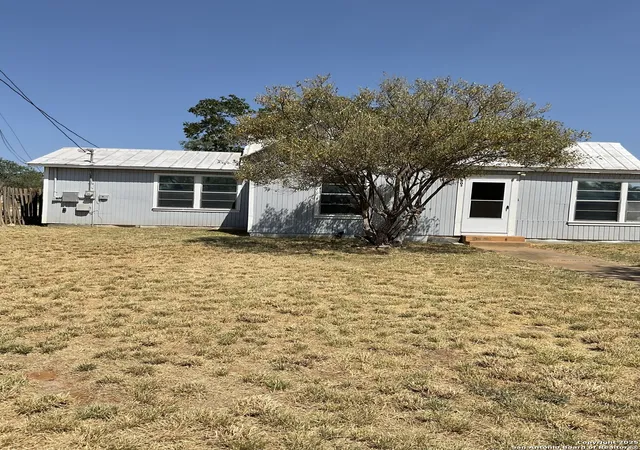 Photo 2 of Single family home for sale at 801 Hackberry, Cotulla, TX 78014 | MLS# 1891390 | Listing updated on 2026-03-06