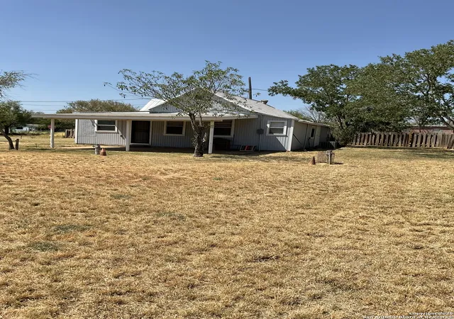 Photo 3 of Single family home for sale at 801 Hackberry, Cotulla, TX 78014 | MLS# 1891390 | Listing updated on 2026-03-06