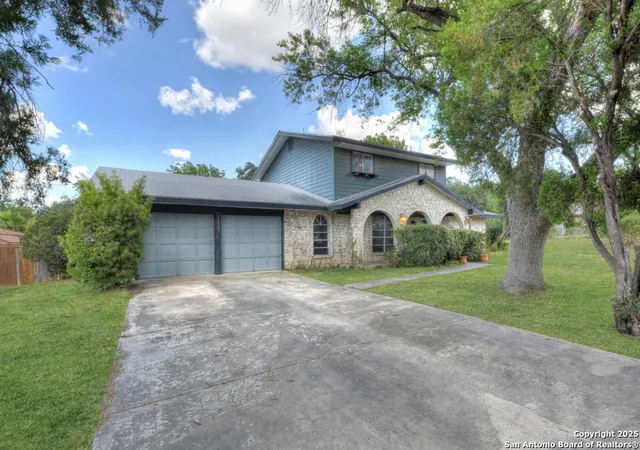 Photo 3 of Single family home for sale at 13527 Beltway, San Antonio, TX 78217 | MLS# 1891404 | Listing updated on 2025-08-20
