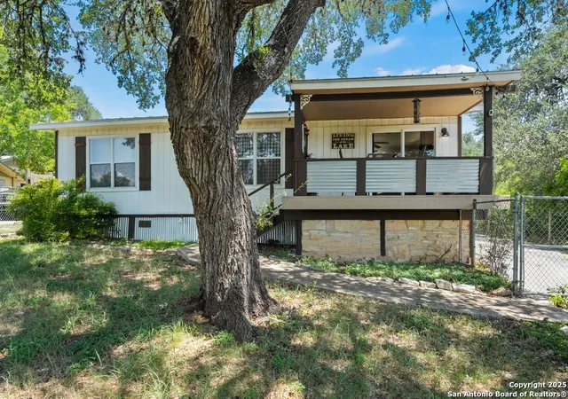 Photo 1 of Single family home for sale at 1397 Canyon Lake, Canyon Lake, TX 78133 | MLS# 1891406 | Listing updated on 2025-08-20