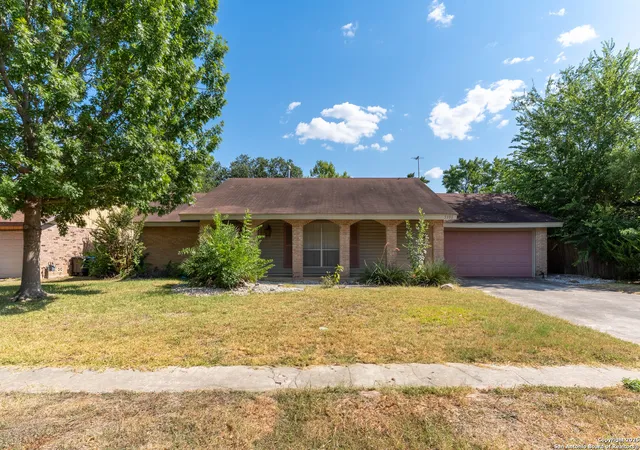 Photo 1 of Sale Pending at 5302 Las Campanas, San Antonio, TX 78233 | MLS# 1891434 | Listing updated on 2025-09-24