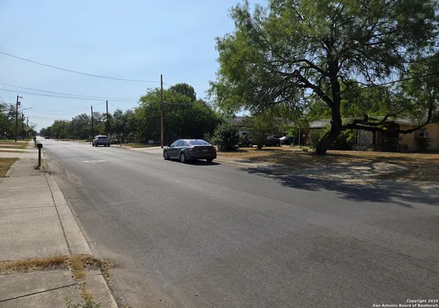 Photo 4 of Land for sale at 540 W Gerald, San Antonio, TX 78221 | MLS# 1891480 | Listing updated on 2025-08-20