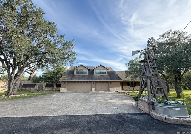 2nd image of 5370 Fm 1863, Bulverde, TX 78163 | MLS# 1891505