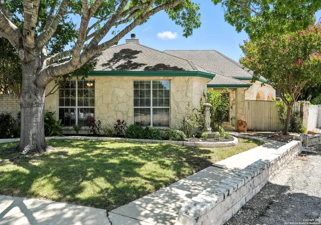 Photo 3 of Sale Pending at 2397 Essex Grace, New Braunfels, TX 78130 | MLS# 1891519 | Listing updated on 2025-09-24