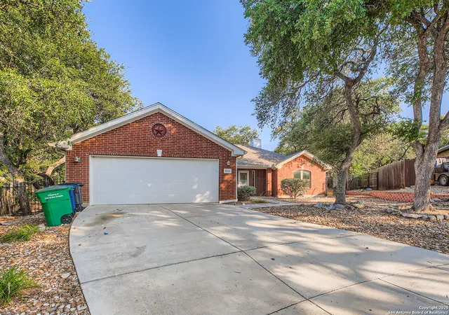 Photo 3 of Sale Pending at 8514 Oak Cross, San Antonio, TX 78251 | MLS# 1891528 | Listing updated on 2025-10-21
