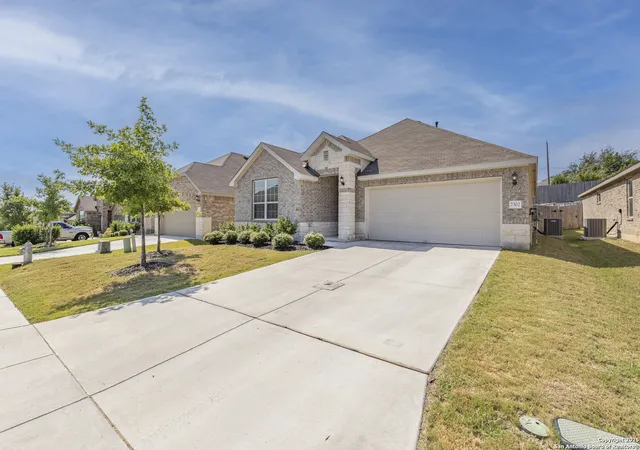 Photo 1 of Sale Pending at 7302 Cimarron Lake, Boerne, TX 78015 | MLS# 1891559 | Listing updated on 2025-09-06