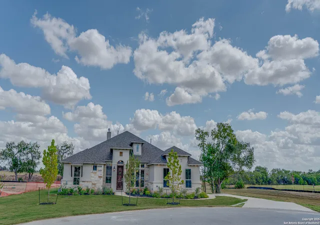 Photo 1 of Sale Pending at 5306 Ests Oak Way, San Antonio, TX 78263 | MLS# 1891570 | Listing updated on 2025-09-28