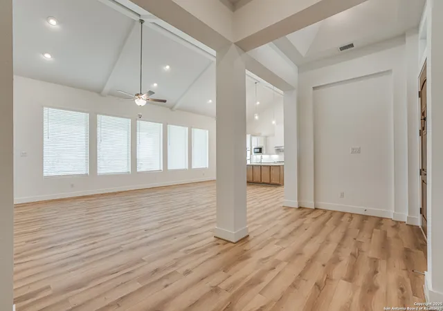 Photo 4 of Sale Pending at 5240 Estates Oak Way, San Antonio, TX 78263 | MLS# 1891573 | Listing updated on 2025-11-04
