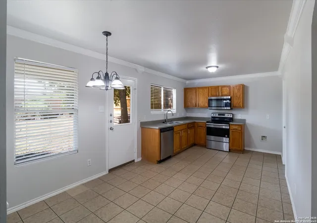 Photo 4 of Sale Pending at 3407 Ironwood, San Antonio, TX 78261 | MLS# 1891629 | Listing updated on 2025-10-01