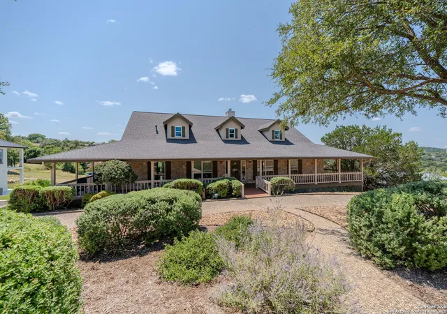 Photo 3 of Sale Pending at 408 Highlands, Kerrville, TX 78028 | MLS# 1891665 | Listing updated on 2025-12-02