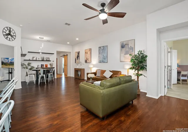 Photo 4 of Sale Pending at 1023 Windy Pond, San Antonio, TX 78260 | MLS# 1891667 | Listing updated on 2025-09-16