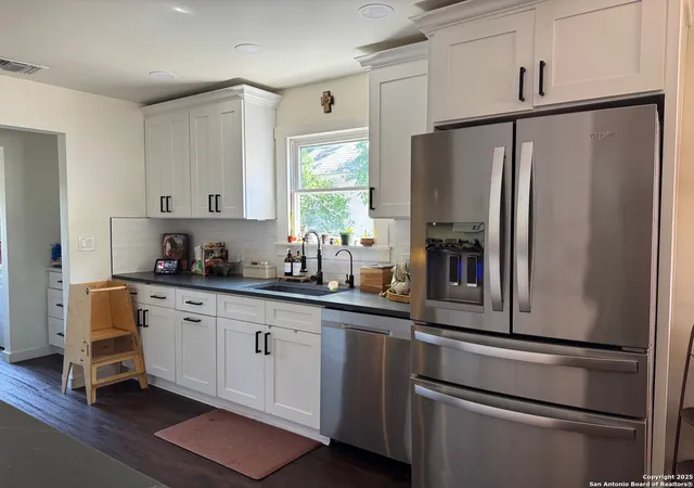 3rd image of 535 Devine, San Antonio, TX 78210 | MLS# 1891680