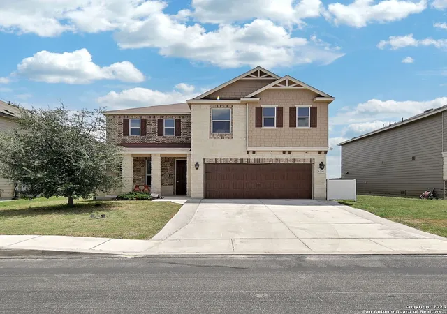 Photo 1 of Sale Pending at 6230 Travis Smt, San Antonio, TX 78218 | MLS# 1891739 | Listing updated on 2025-11-03