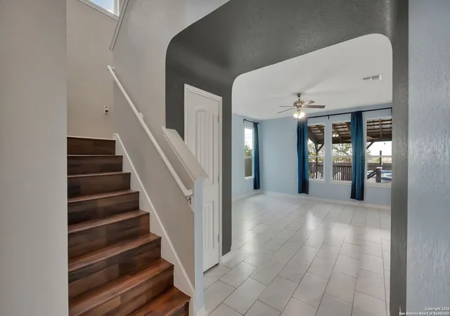 Photo 2 of Sale Pending at 6230 Travis Smt, San Antonio, TX 78218 | MLS# 1891739 | Listing updated on 2025-11-03