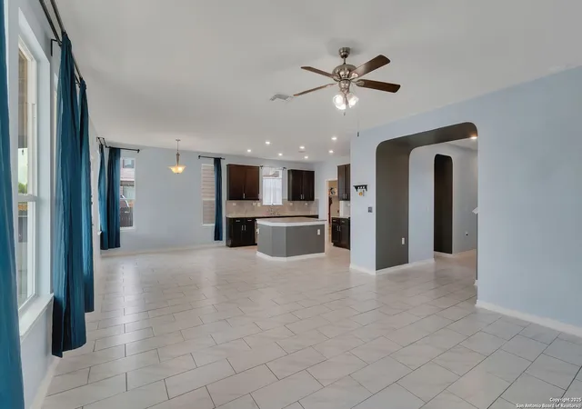 Photo 3 of Sale Pending at 6230 Travis Smt, San Antonio, TX 78218 | MLS# 1891739 | Listing updated on 2025-11-03