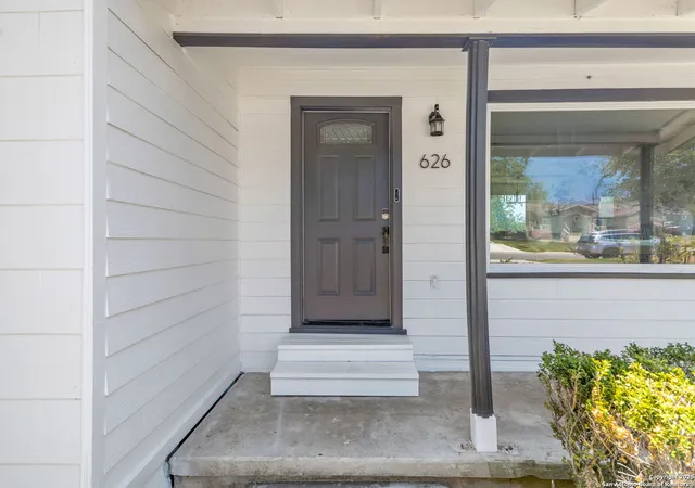 4th image of 626 Sutton, San Antonio, TX 78228 | MLS# 1891745