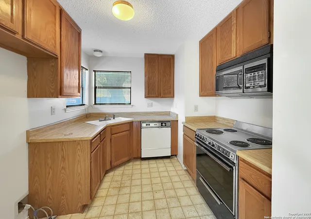 Photo 2 of Sale Pending at 13103 Brook Garden, San Antonio, TX 78232 | MLS# 1891856 | Listing updated on 2025-09-18