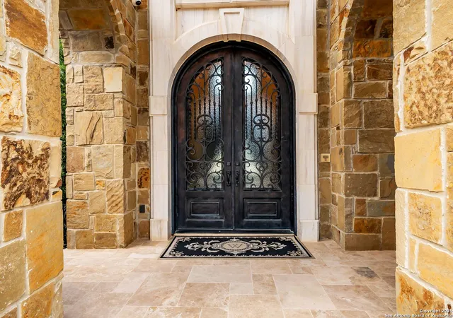 2nd image of 202 Wellesley Loop, San Antonio, TX 78231 | MLS# 1891873