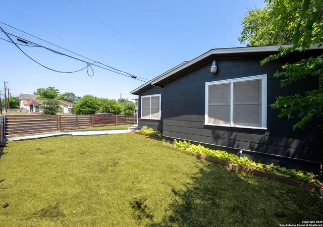 Photo 3 of Single family home for sale at 1803 Burnet St, San Antonio, TX 78202 | MLS# 1891887 | Listing updated on 2025-11-08
