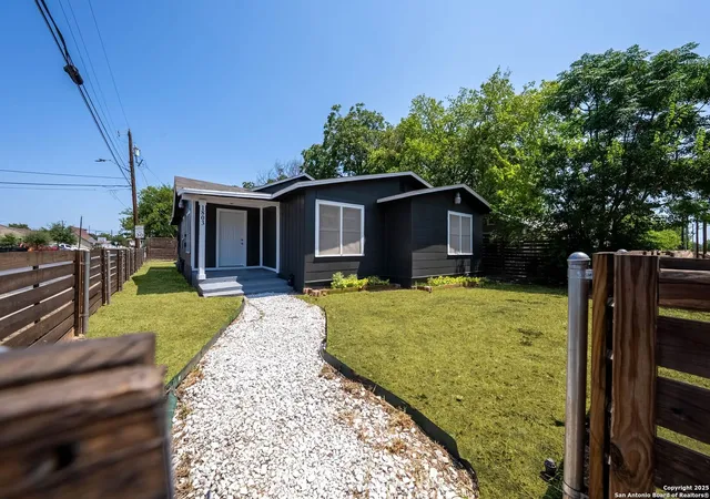 Photo 3 of Single family home for sale at 1803 Burnet St, San Antonio, TX 78202 | MLS# 1891887 | Listing updated on 2025-11-08