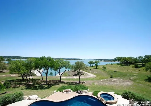 3rd image of 242 Saga, Spring Branch, TX 78070 | MLS# 1891905