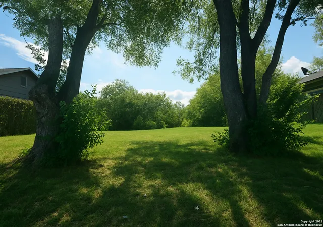 2nd image of 526 N San Bernardo, San Antonio, TX 78228 | MLS# 1891943