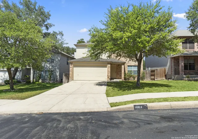 Photo 2 of Sale Pending at 16914 Union Cavern, San Antonio, TX 78247 | MLS# 1892081 | Listing updated on 2026-01-26
