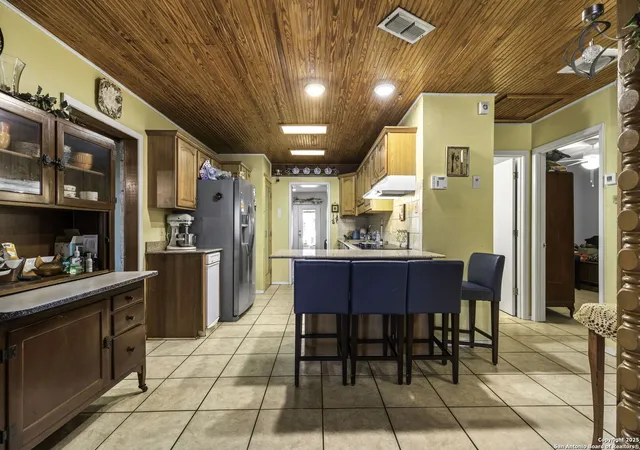Photo 3 of Single family home for sale at 231 Yukon, San Antonio, TX 78221 | MLS# 1892096 | Listing updated on 2025-10-28