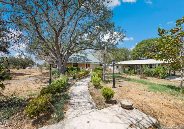 1st image of 106 Hickory, Floresville, TX 78114 | MLS# 1892102
