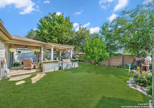 Photo 3 of Sale Pending at 229 Katie Ct, Boerne, TX 78006 | MLS# 1892114 | Listing updated on 2026-03-27