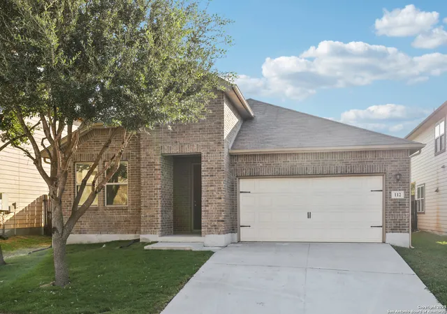 Homes for sale in Cibolo, TX | 112 Grand Vista, Cibolo, TX 78108 | MLS# 1892213