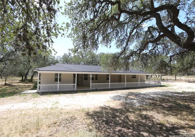 Photo 3 of Single family home for sale at 1116 Hummingbird Lane, Adkins, TX 78101 | MLS# 1892294 | Listing updated on 2025-11-06
