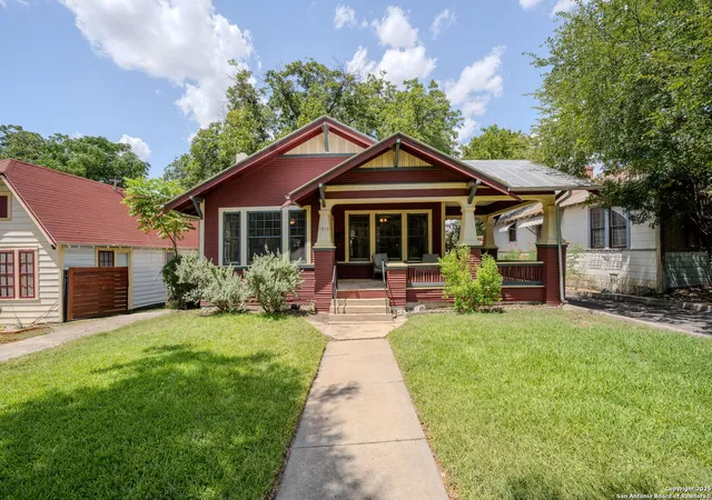 Photo 1 of Single family home for sale at 1015 W Gramercy, San Antonio, TX 78201 | MLS# 1892298 | Listing updated on 2026-01-31