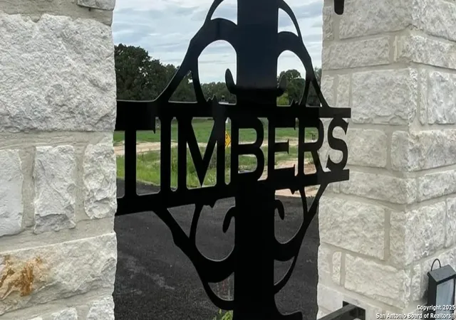 2nd image of 213 Timber, La Vernia, TX 78121 | MLS# 1892331